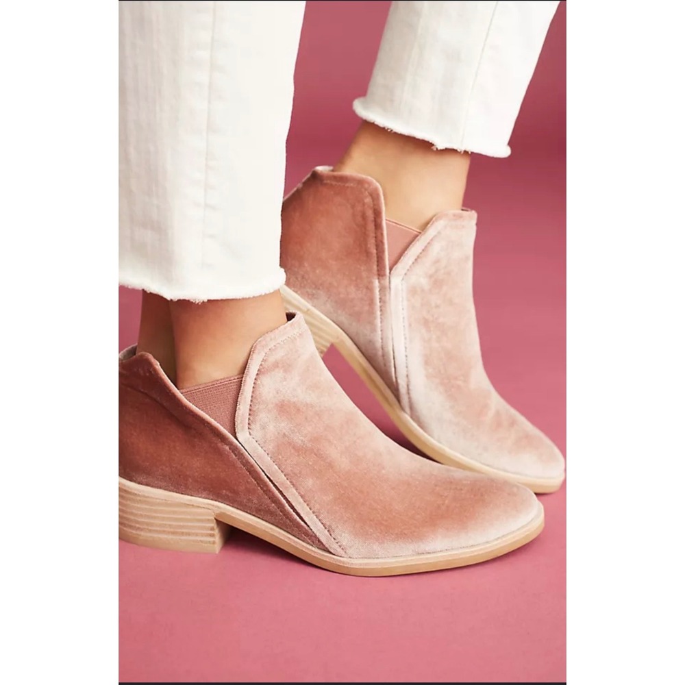 Dolce Vita Ankle Booties Womens 7.5 Pink Crushed Velvet Pointed Toe Block Heel